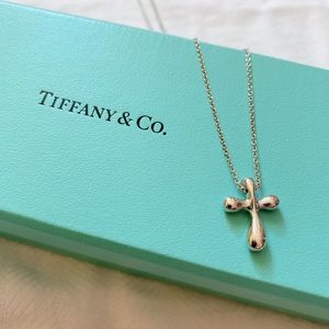 Tiffany & Co. Elsa Perreti Cross Pendant Necklace